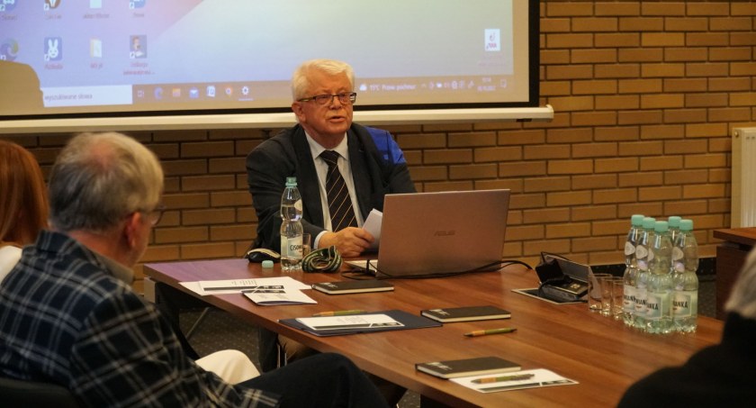 Prof. dr hab. Waldemar Rezmer na konferencji pt. 