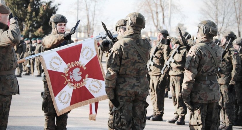Zdjęcie: przysięga wojskowa 1PBOT