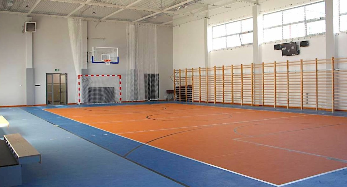 Zdjęcie: sala gimnastyczna przy Szkole Podstawowej w Porytem-Jabłoni