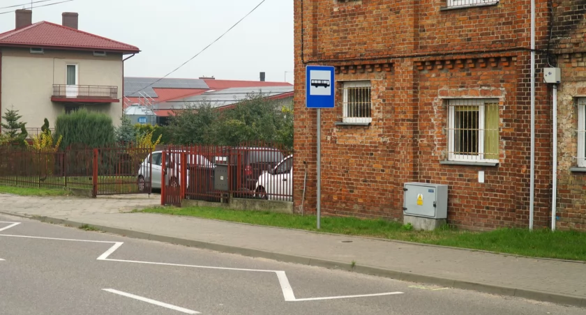 Zdjęcie: nowy przystanek przy ul. Obrońców Zambrowa