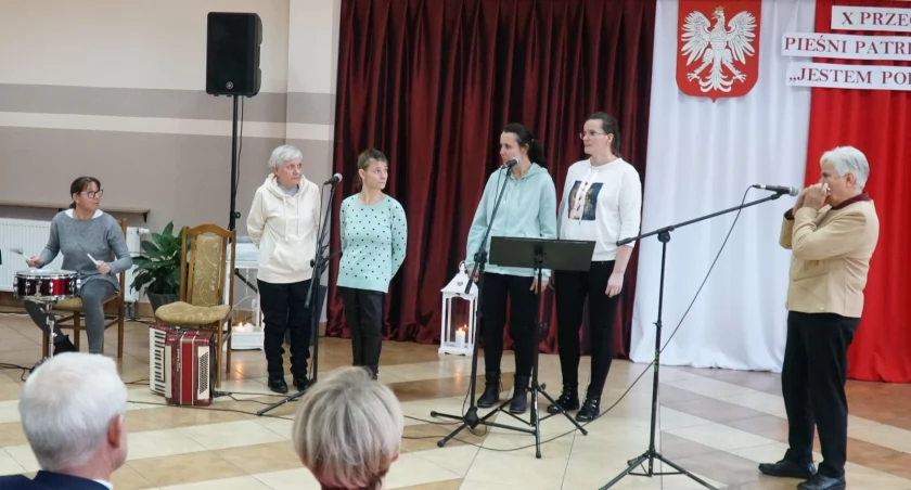 Zdjęcie: Przegląd Pieśni Patriotycznej „Jestem Polakiem” w Szumowie