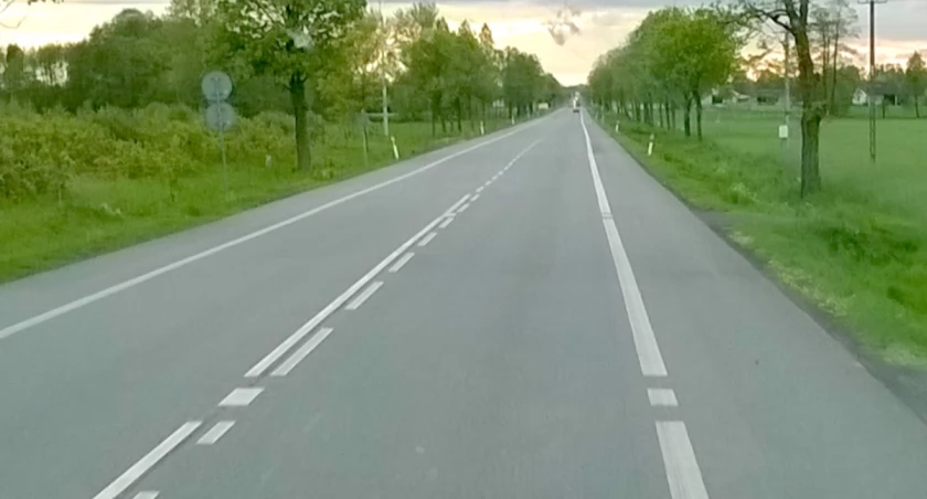 inwestycje, wybrał wykonawcę remontu DW679 relacji Łomża Mężenin - zdjęcie, fotografia