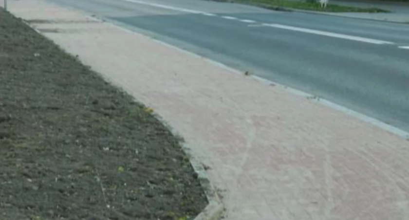 Zdjęcie: chodnik