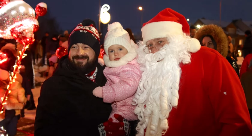 zdjęcie: Choinka z Mikołajem 2023