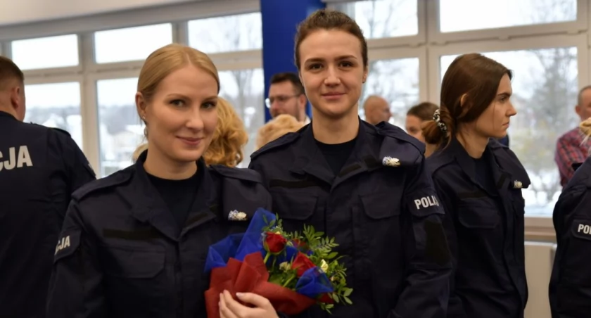 Zdjęcie: nowi funkcjonariusze podlaskiej policji