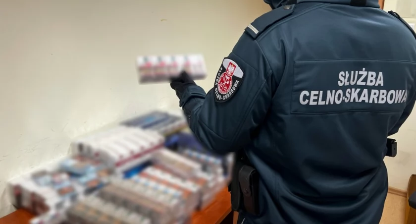 Zdjęcie: nielegalne papierosy 