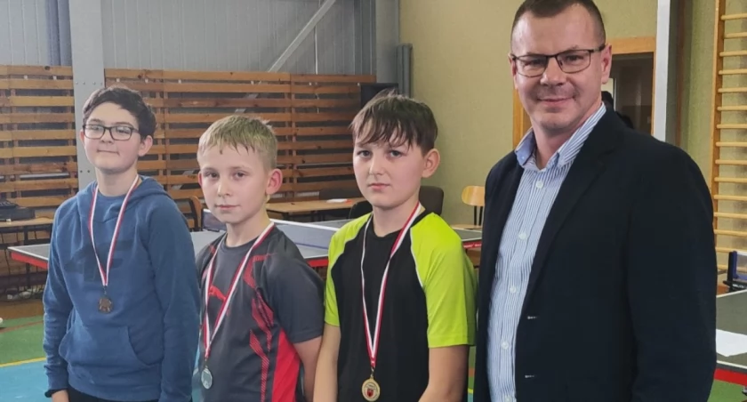 zdjęcie: Powiatowe Igrzyska Dzieci w tenisie stołowym