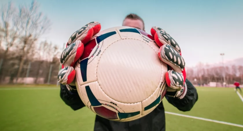 piłka nożna futsal, Kolejne zwycięstwo Olimpii Zambrów! - zdjęcie, fotografia