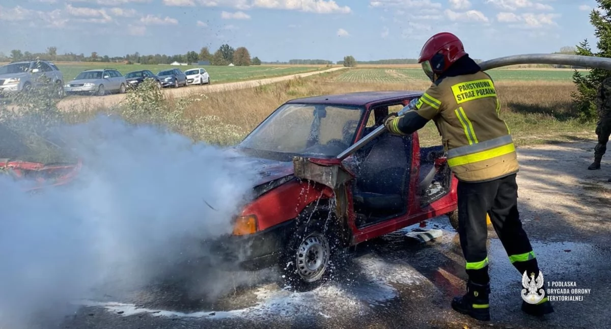 z regionu, Żołnierze kompanii obrony pogranicza Hajnówki szkolili Państwową Strażą Pożarną - zdjęcie, fotografia