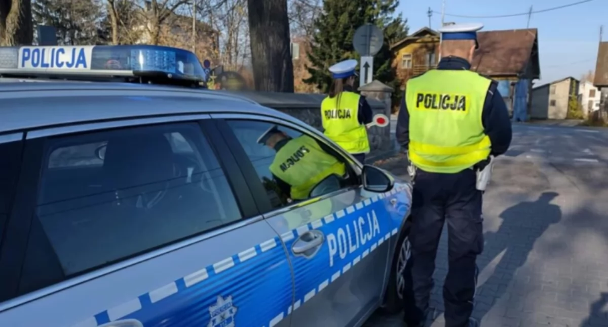 policja, Policyjne działania okresie Wszystkich Świętych - zdjęcie, fotografia
