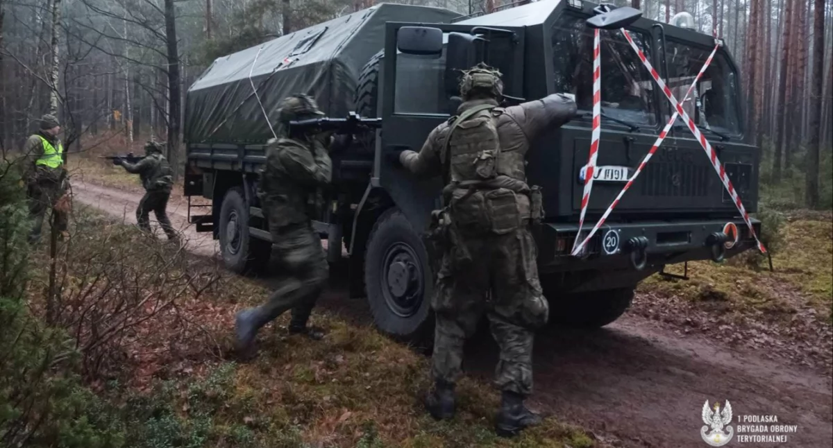 z regionu, Białostocki batalion szlifuje swoje umiejętności szkoleniu zintegrowanym - zdjęcie, fotografia