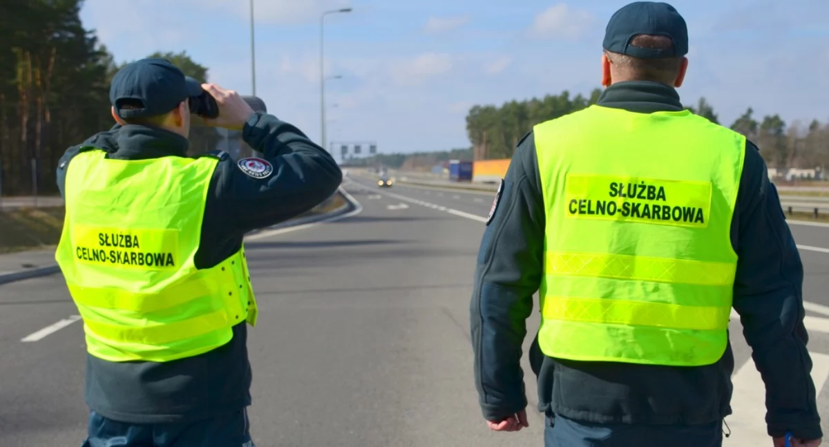 z regionu, Ponad nielegalnych środków ochrony roślin przejęto [FOTO] - zdjęcie, fotografia