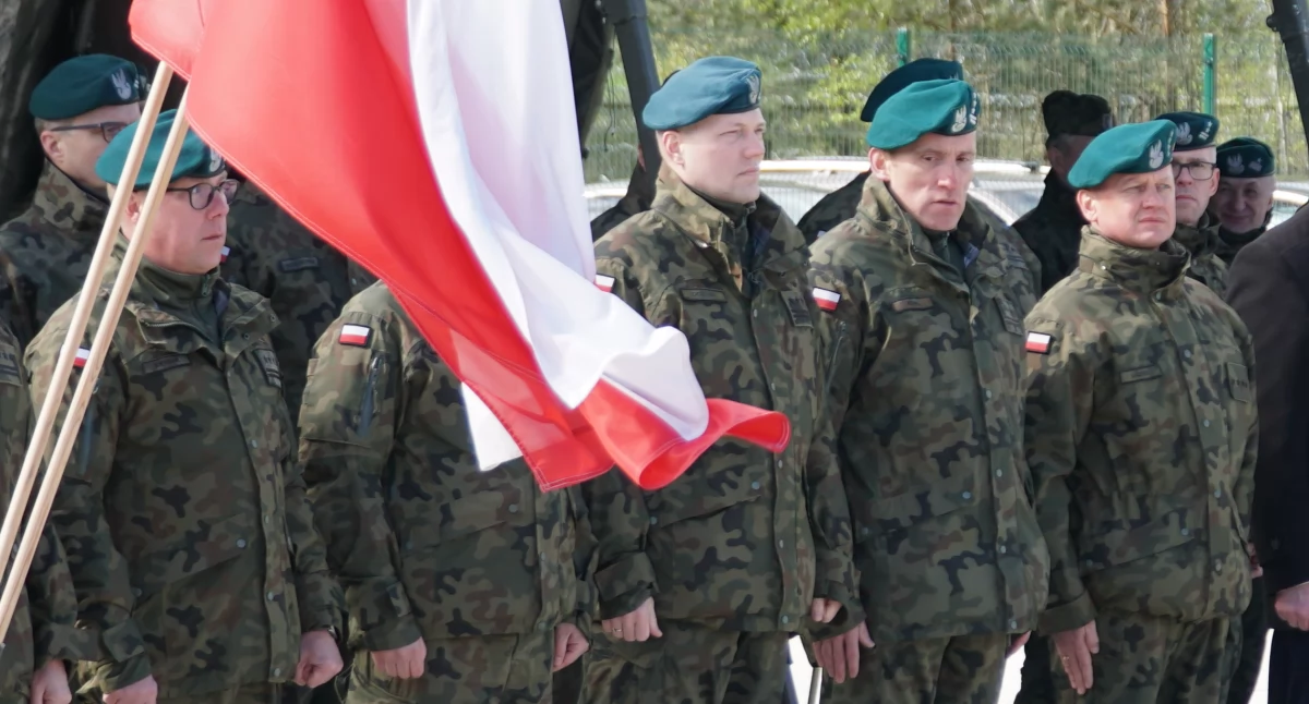 zdjęcie: jednostka wojskowa w Czerwonym Borze 