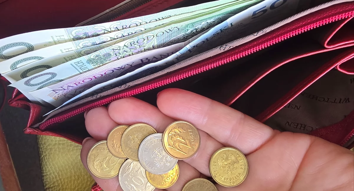 komunikat, wypłaca renty wdowie regionie świadczenie otrzymało osób - zdjęcie, fotografia