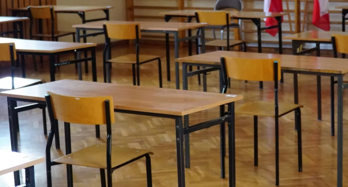 edukacja, wygląda kalendarz szkolnego 2025/2026 Sprawdź kiedy będą przerwy świąteczne ferie zimowe egzaminy - zdjęcie, fotografia