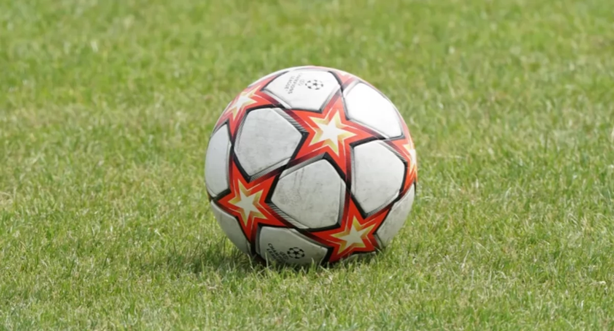 piłka nożna futsal, Rutki wygrywa spotkanie derbowe - zdjęcie, fotografia