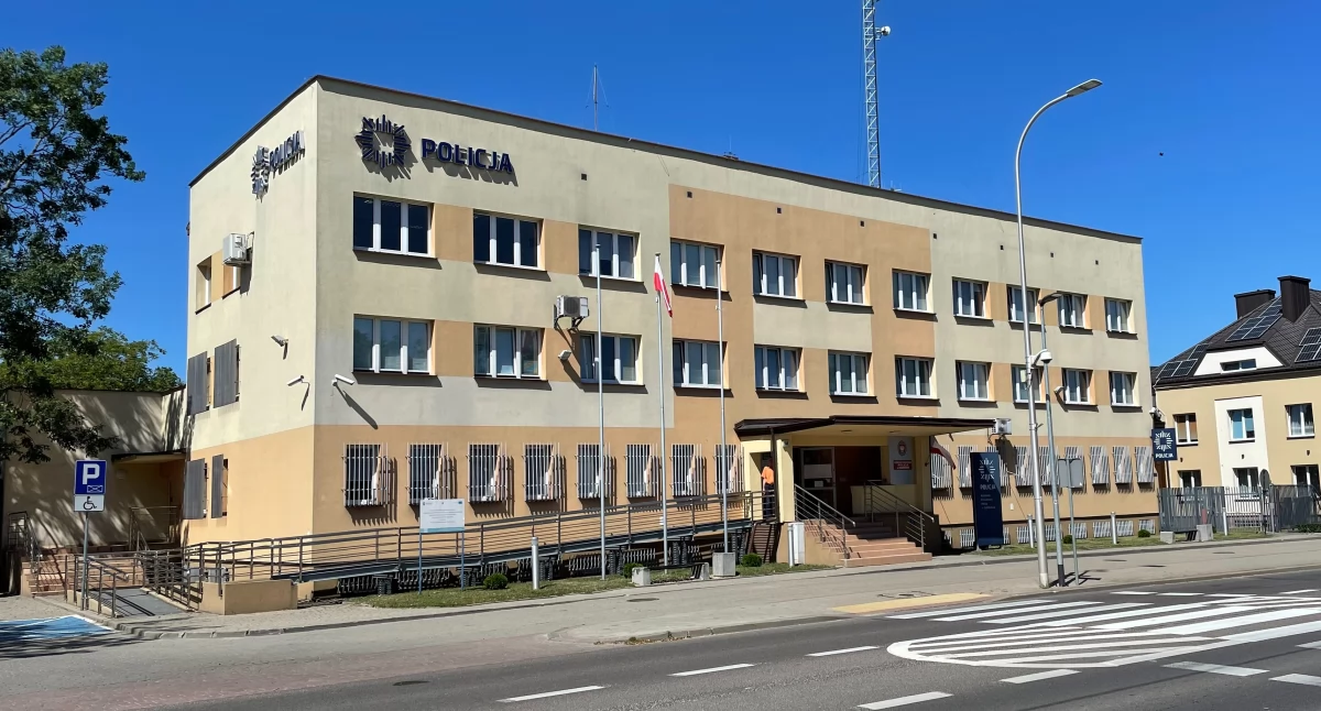 policja, Mieszkańcy podziękowali funkcjonariuszom zambrowskiej policji - zdjęcie, fotografia