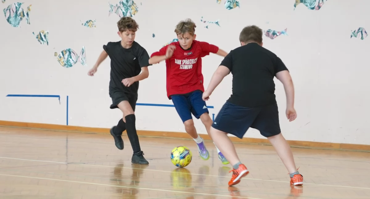 zdjęcie: XVII Turniej Piłki Halowej Szkolnych Kół Caritas Diecezji Łomżyńskiej