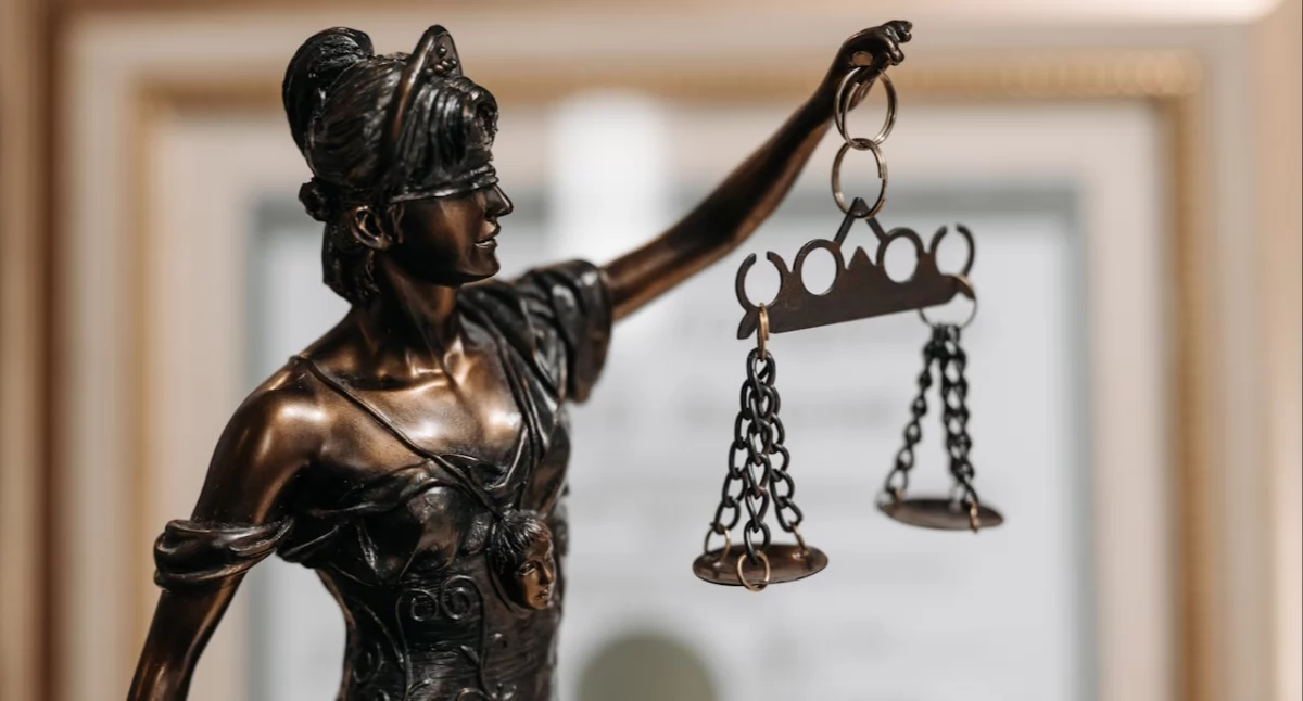 Czego unikać przy wyborze kancelarii prawnej?