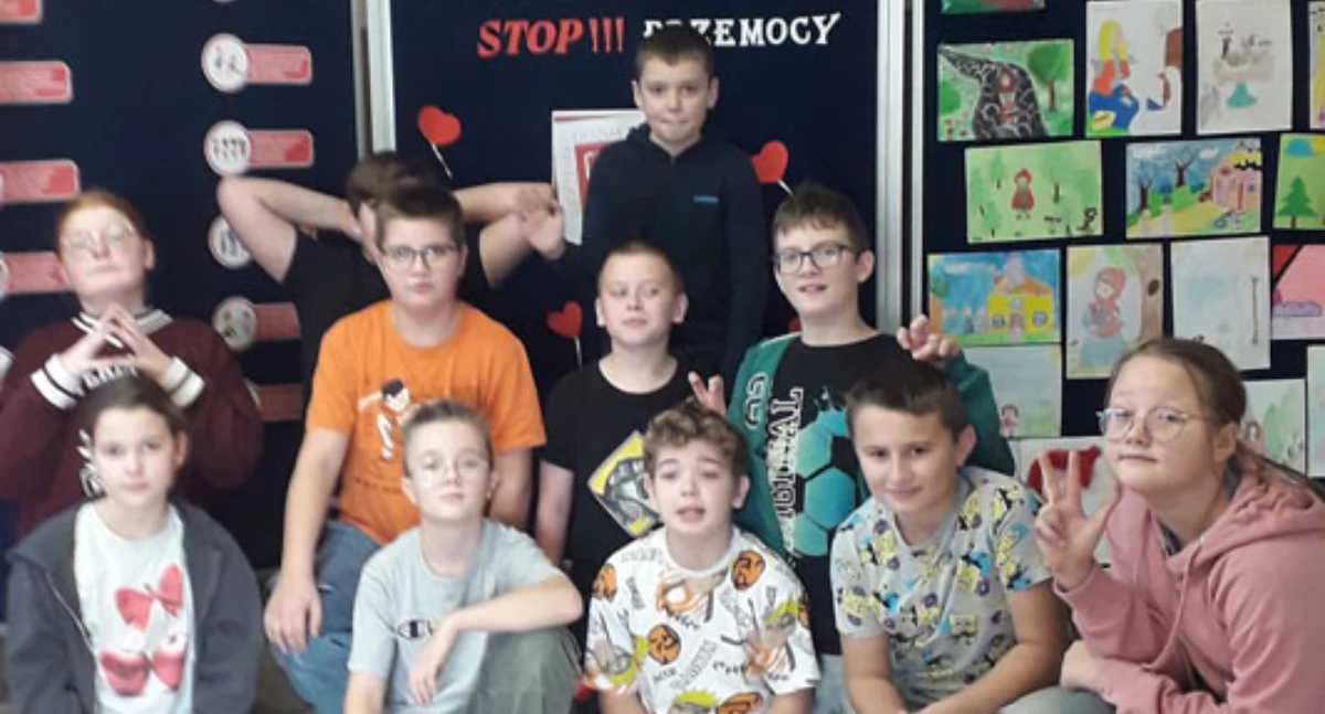 Kampania „Dzieciństwo bez Przemocy" w Szkole Podstawowej w Wiśniewie [FOTO]