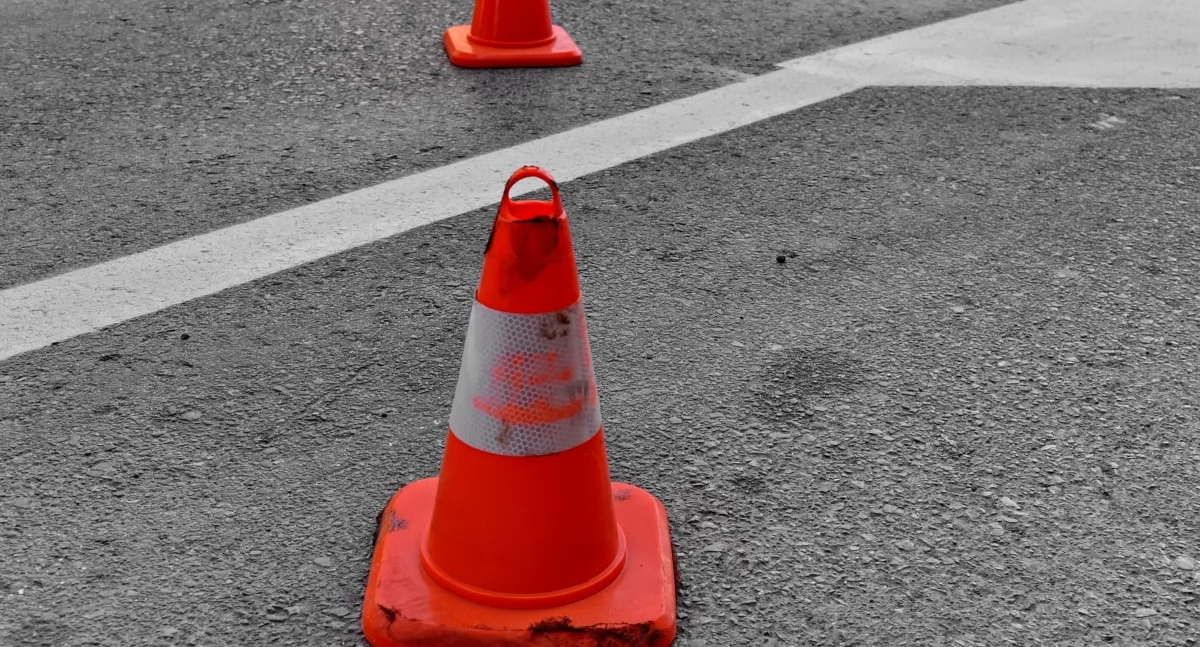 komunikat, UWAGA Będą utrudnienia ruchu! - zdjęcie, fotografia