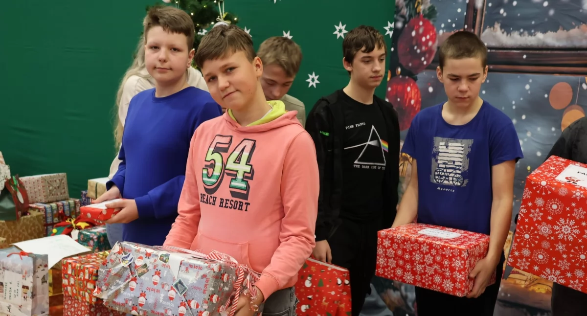święta, Wychowankowie Długoborzu otrzymali prezenty [FOTO] - zdjęcie, fotografia