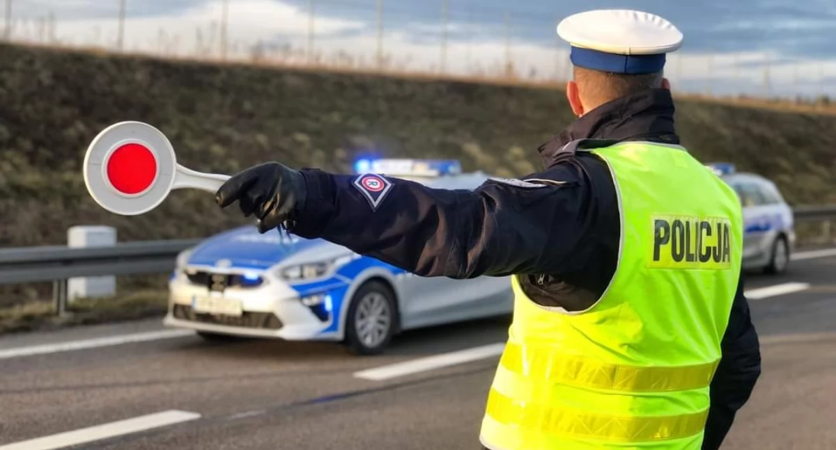 policja, latek uprawnień jechał Wpadł przekroczył prędkość - zdjęcie, fotografia