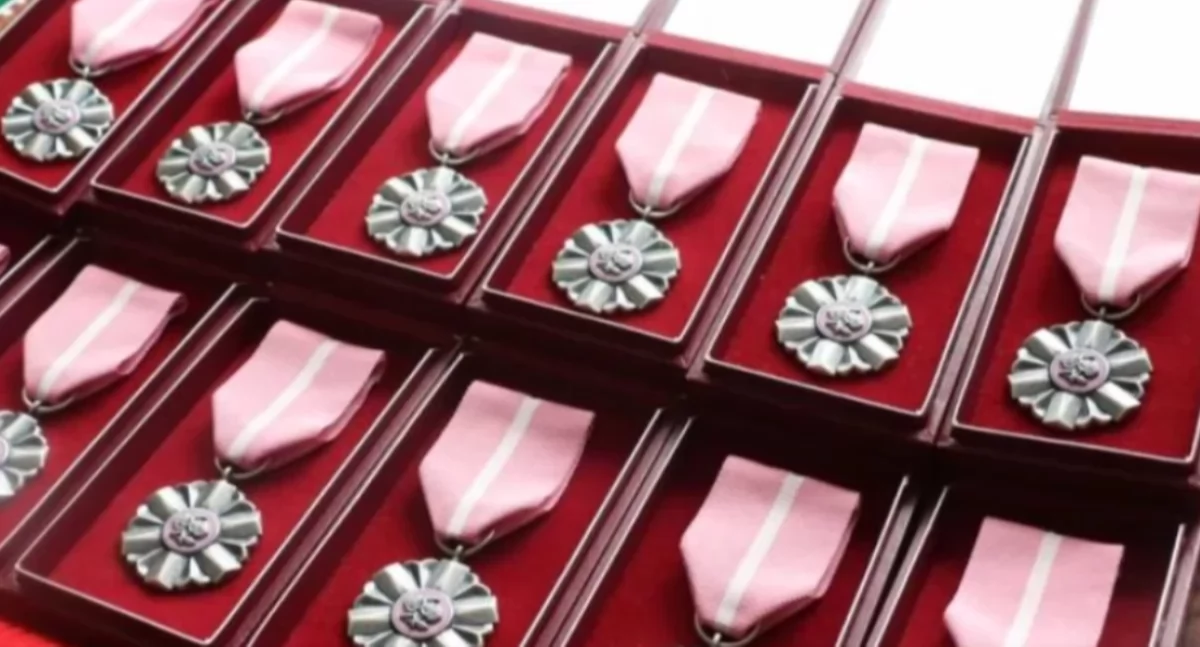 komunikat, Małżonkowie długoletnim stażem mogą składać wnioski medale - zdjęcie, fotografia