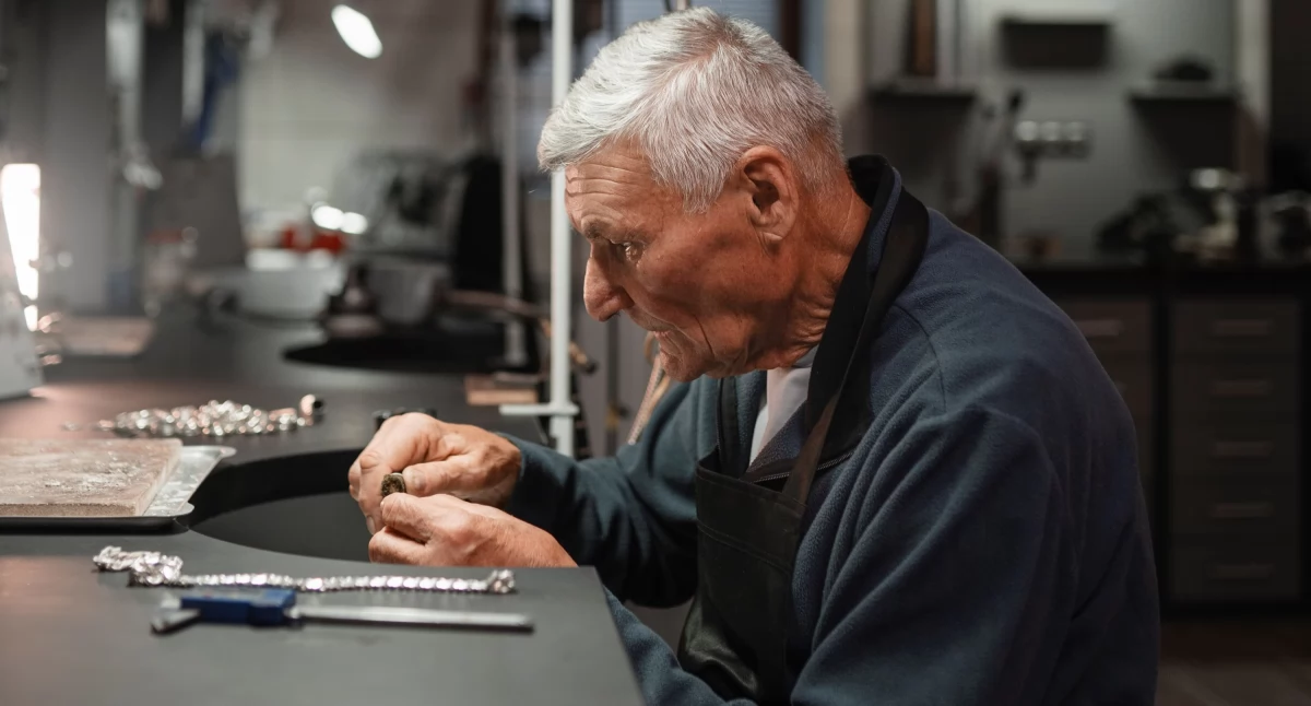  biznes i praca, Seniorzy zyskują wyższą emeryturę ulgę podatkową dłuższą pracę - zdjęcie, fotografia