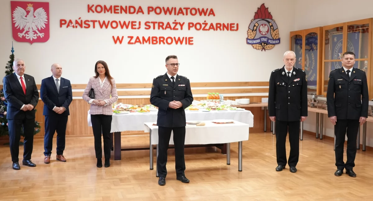 pożary i straż, Spotkanie opłatkowe Komendzie Powiatowej Państwowej Straży Pożarnej Zambrowie [FOTO] - zdjęcie, fotografia