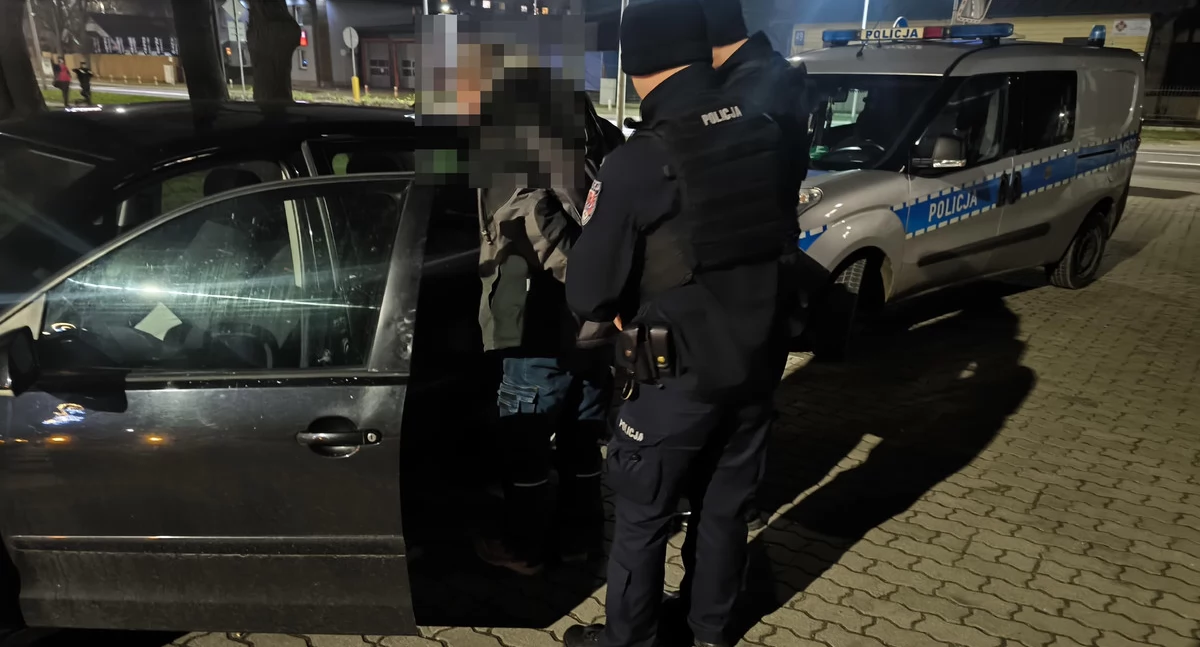 policja, Kierował mając promile alkoholu organizmie Okazało miał prawa jazdy - zdjęcie, fotografia