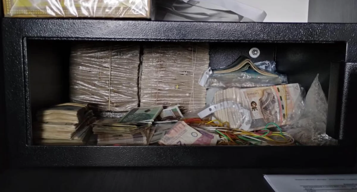 z regionu, CBŚP rozbiły zorganizowaną grupę przestępczą która prała pieniądze wystawiała puste faktury [FOTO+VIDEO] - zdjęcie, fotografia