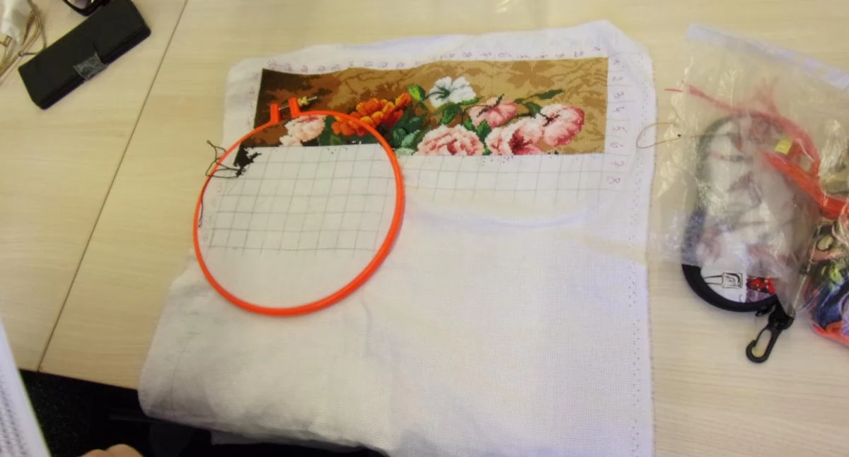 rekreacja wypoczynek, Zapraszamy zajęcia hafciarskie Pracowni Haftu Igiełka - zdjęcie, fotografia