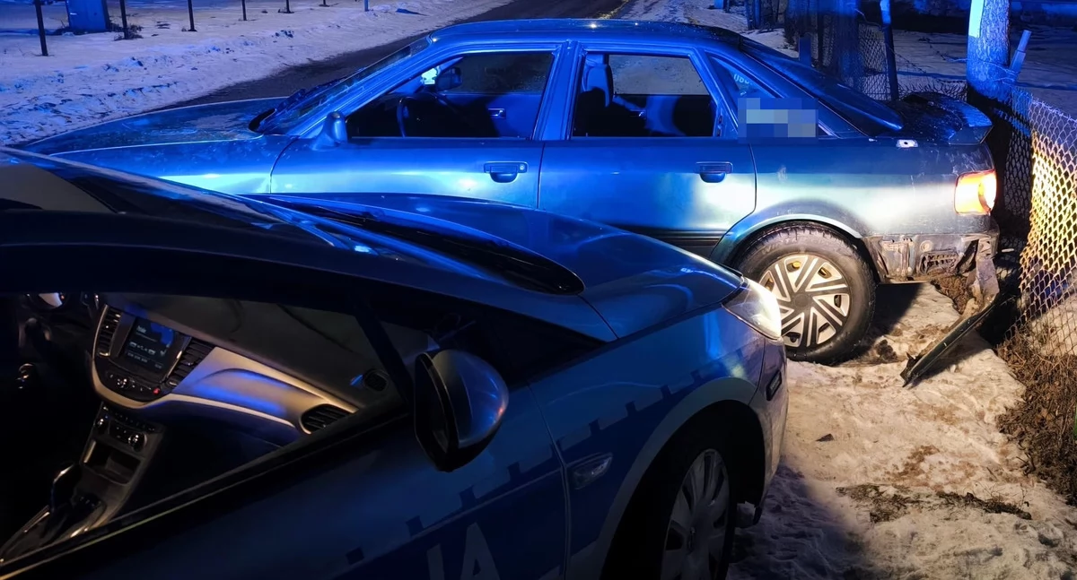 policja, Policyjny pościg Recydywista pięcioma zakazami zatrzymany siłą - zdjęcie, fotografia