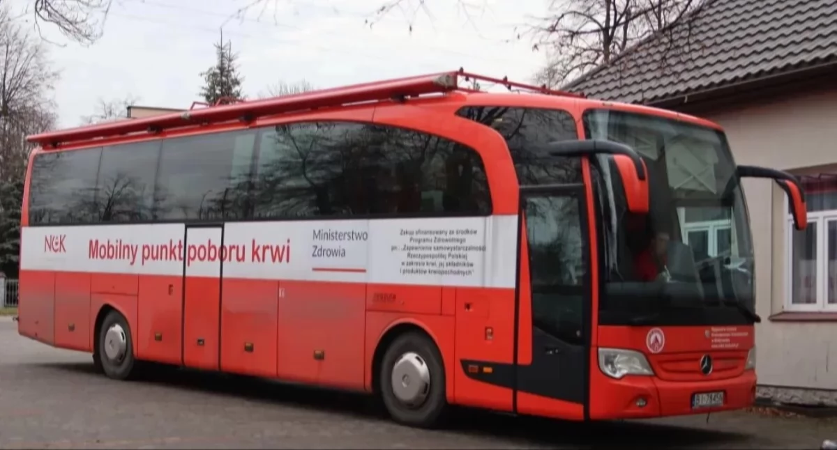 charytatywne wolontariat, krwiodawców wzięło udział „Kropli miłosierdzia” „Trójcy” - zdjęcie, fotografia