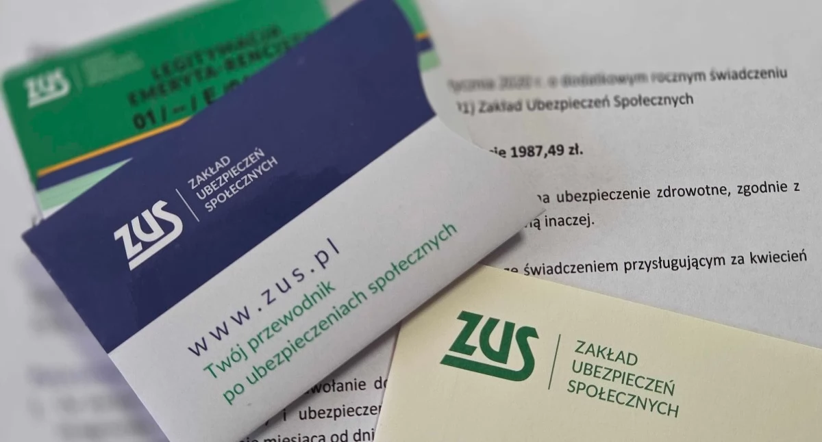  biznes i praca, wypłaca kolejne „trzynastki” - zdjęcie, fotografia