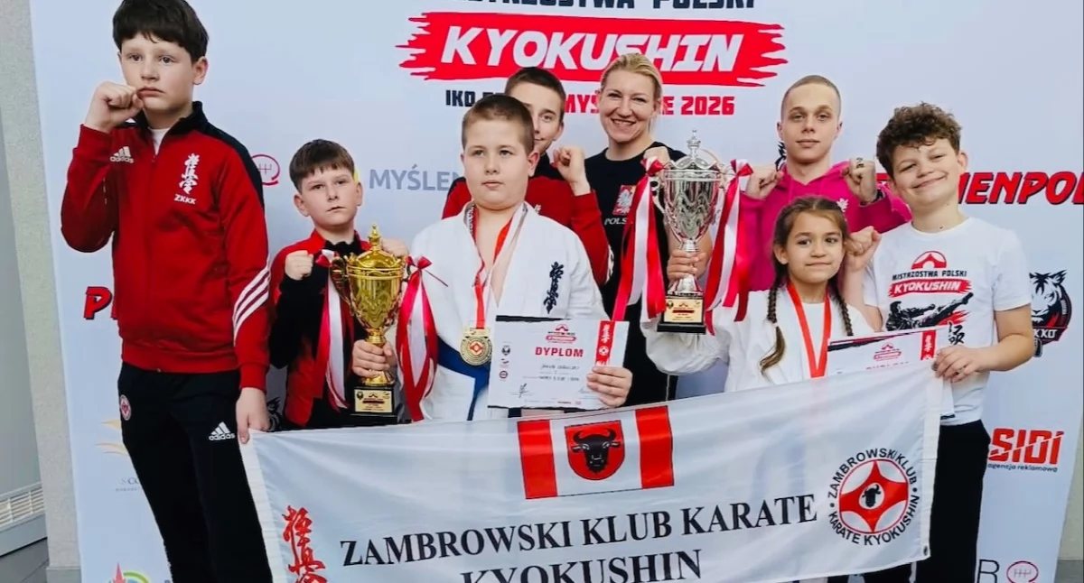 karate i sztuki walki, Jakub Cebulski mistrzem Polski Malika Youssfi wicemistrzynią! Sukces zambrowskich karateków Myślenicach [FOTO] - zdjęcie, fotografia