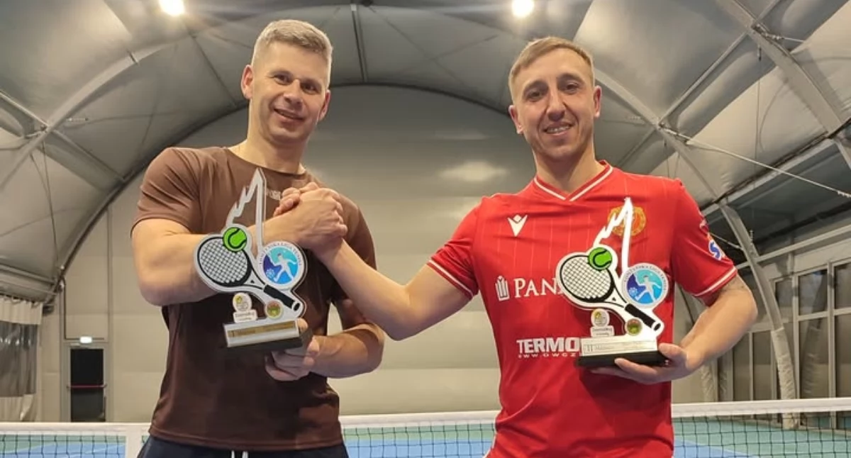 tenis ziemny tenis stołowy badminton, Mirosław Misztalewski dominuje kortach Rekordowy sezon Łomżyńskiej Tenisa [FOTO] - zdjęcie, fotografia