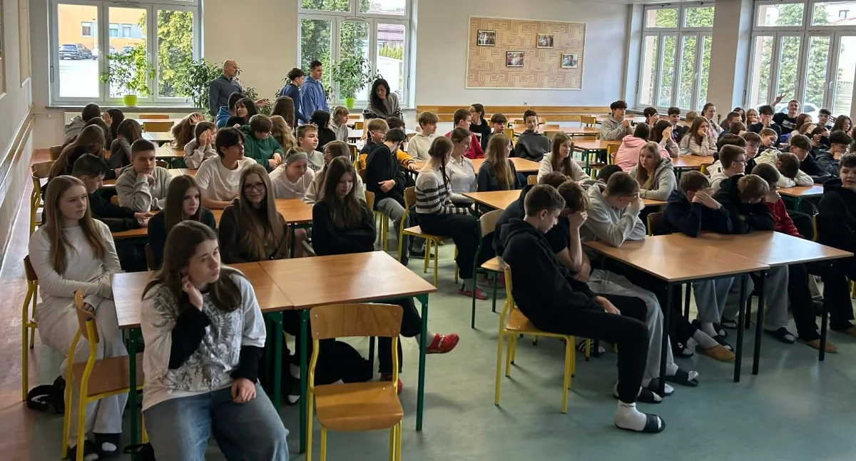 edukacja, Spotkanie ósmoklasistów Piątki doradczynią zawodową [FOTO] - zdjęcie, fotografia