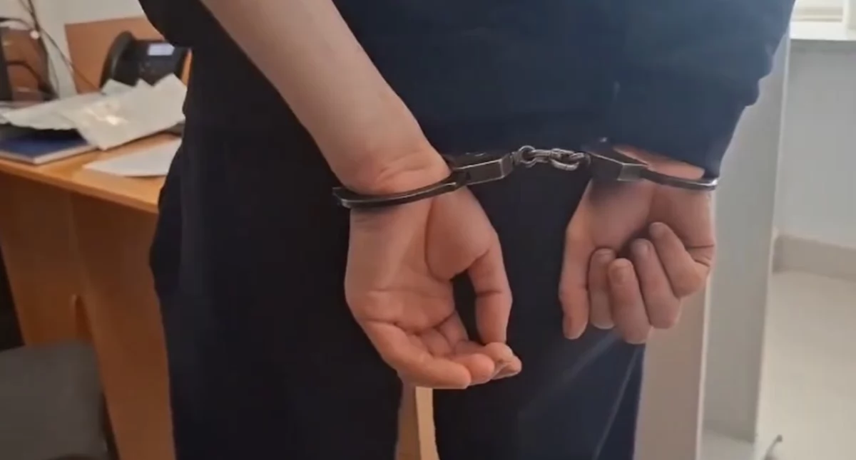 policja, latek zaatakował siostrę zakonną Zerwał krzyż [FOTO] - zdjęcie, fotografia