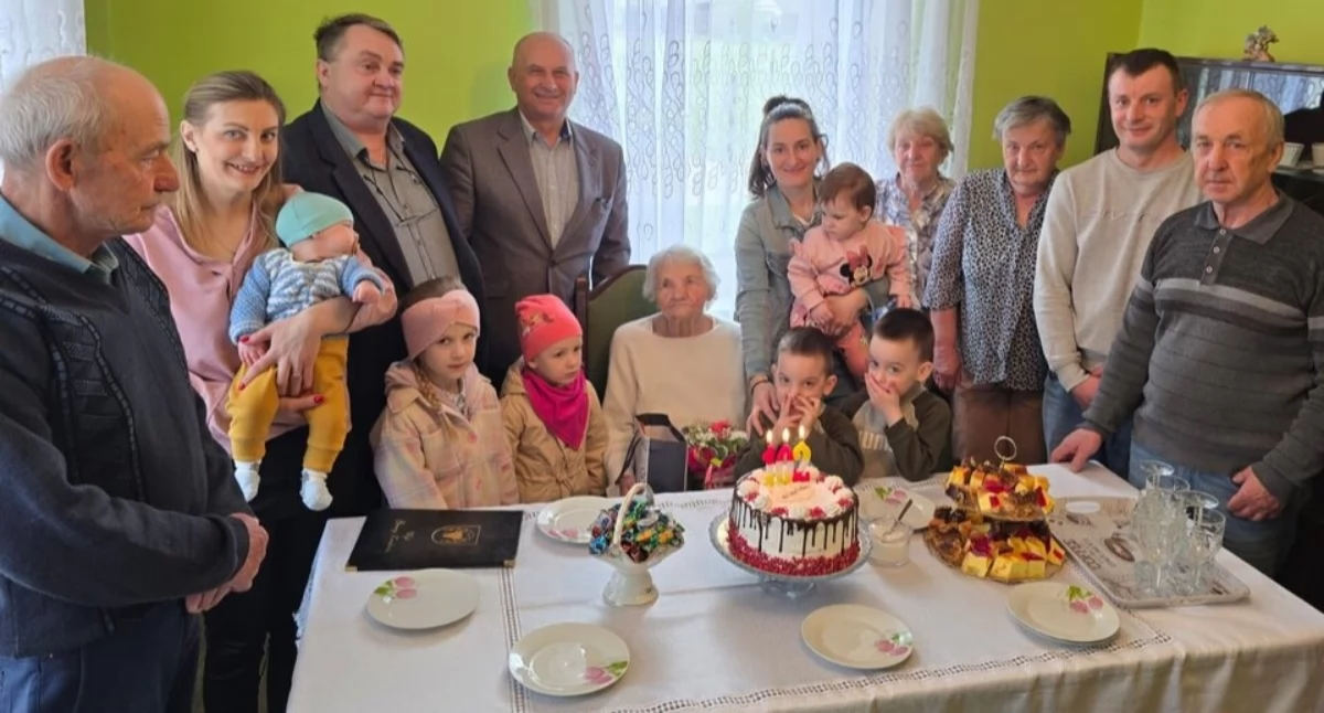 uroczystości obchody, Gmina Zambrów oazą długowieczności Rekordzistka skończyła [FOTO] - zdjęcie, fotografia