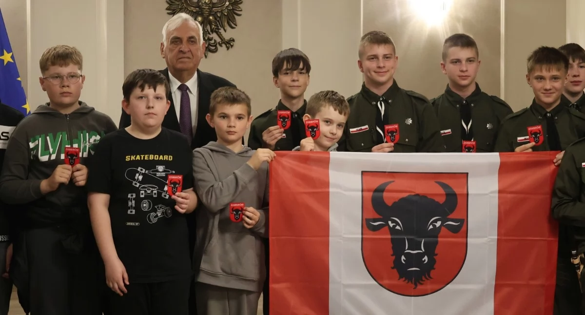 wydarzenia, Harcerze Zambrowa odwiedzili siedzibę Urzędu Miasta [FOTO] - zdjęcie, fotografia