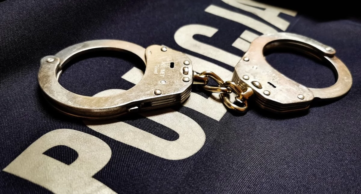 policja, Zambrowscy policjanci zatrzymali latka Miał kieszeni amfetaminę - zdjęcie, fotografia