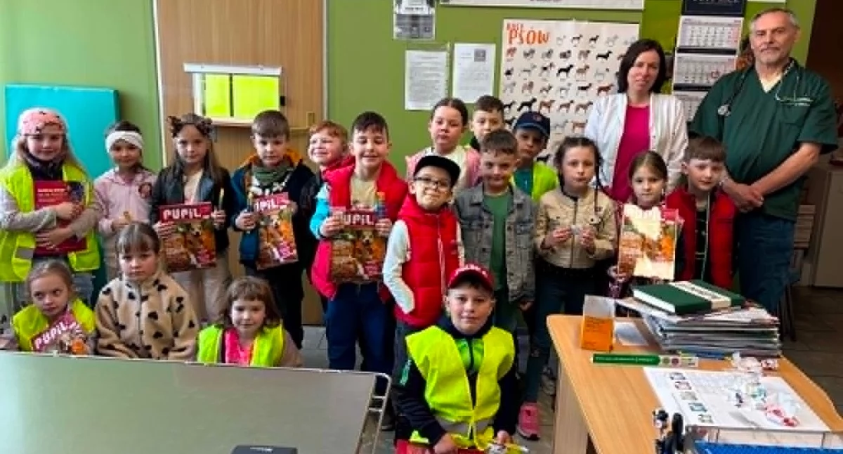 edukacja, Przedszkolaki odwiedziły gabinet weterynaryjny Poznały tajniki pracy lekarza [FOTO] - zdjęcie, fotografia