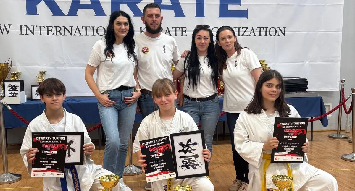 karate i sztuki walki, Zawodnicy Mazowiecko Podlaskiego Klubu Karate wywalczyli medale Warszawie [FOTO] - zdjęcie, fotografia