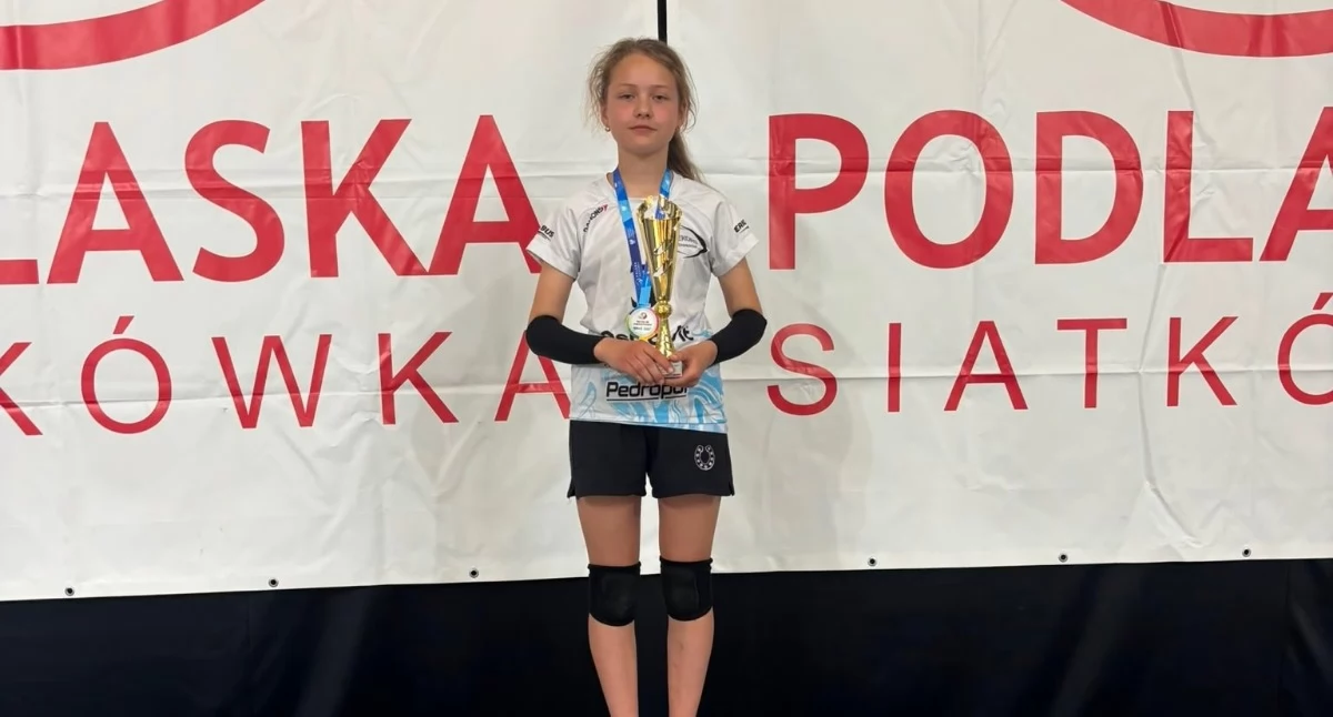 siatkówka piłka ręczna, Małgorzata Rekordu Zambrów wywalczyła mistrzostwo województwa podlaskiego [FOTO] - zdjęcie, fotografia