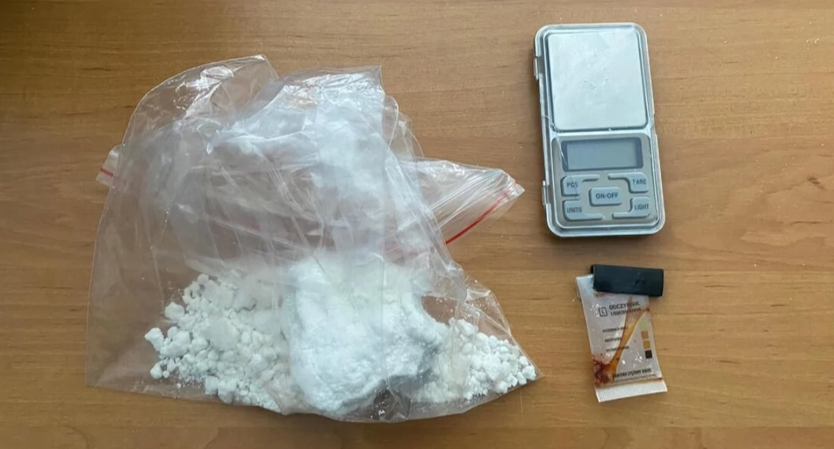 policja, Kryminalni znaleźli prawie ćwierć kilograma amfetaminy piwnicy latek trafił aresztu - zdjęcie, fotografia