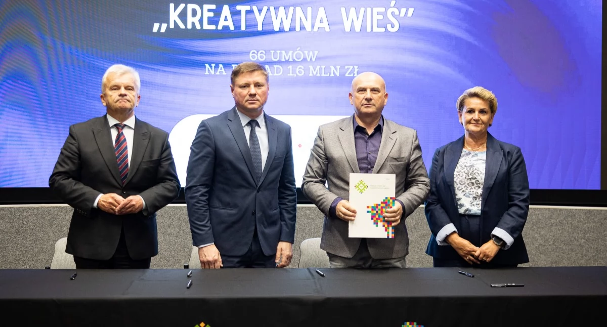 samorząd, Gminy powiatu zambrowskiego zdobyły dotacje Programu Odnowy Województwa Podlaskiego „Kreatywna wieś” [FOTO] - zdjęcie, fotografia