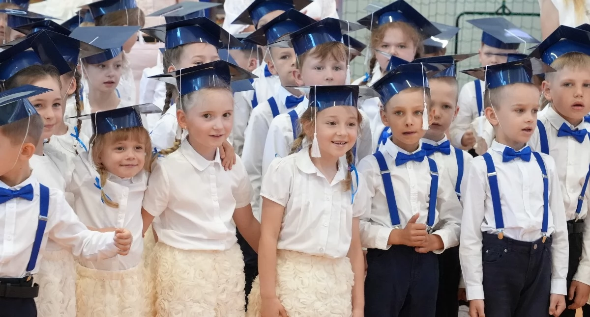 edukacja, latki pożegnały przedszkole [FOTO+VIDEO] - zdjęcie, fotografia