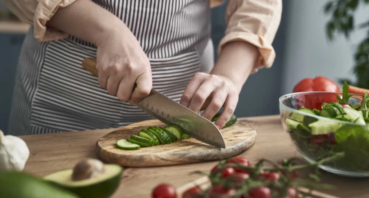 Dieta i nawyki, które niszczą Twój głos – czego unikać, a co włączyć do codziennej rutyny?